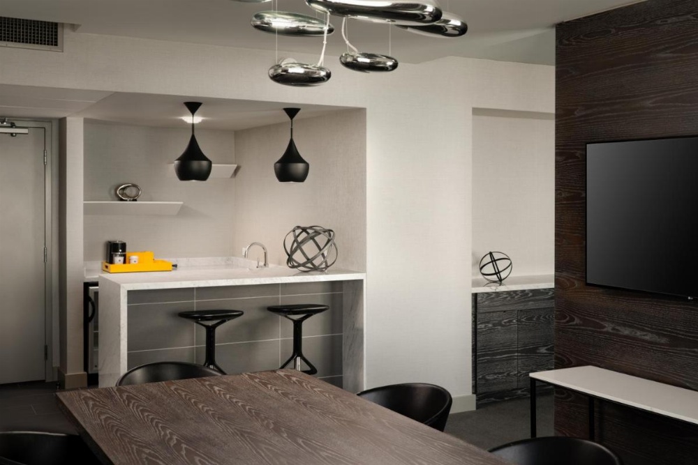 Hyatt Regency Los Angeles International Airport